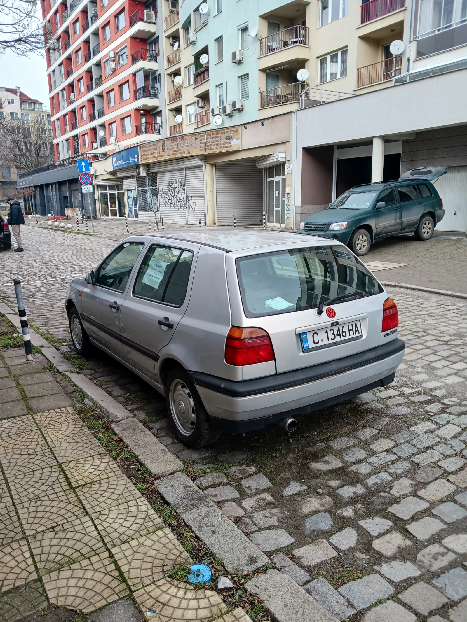 VW Golf, снимка 4 - Автомобили и джипове - 53770912