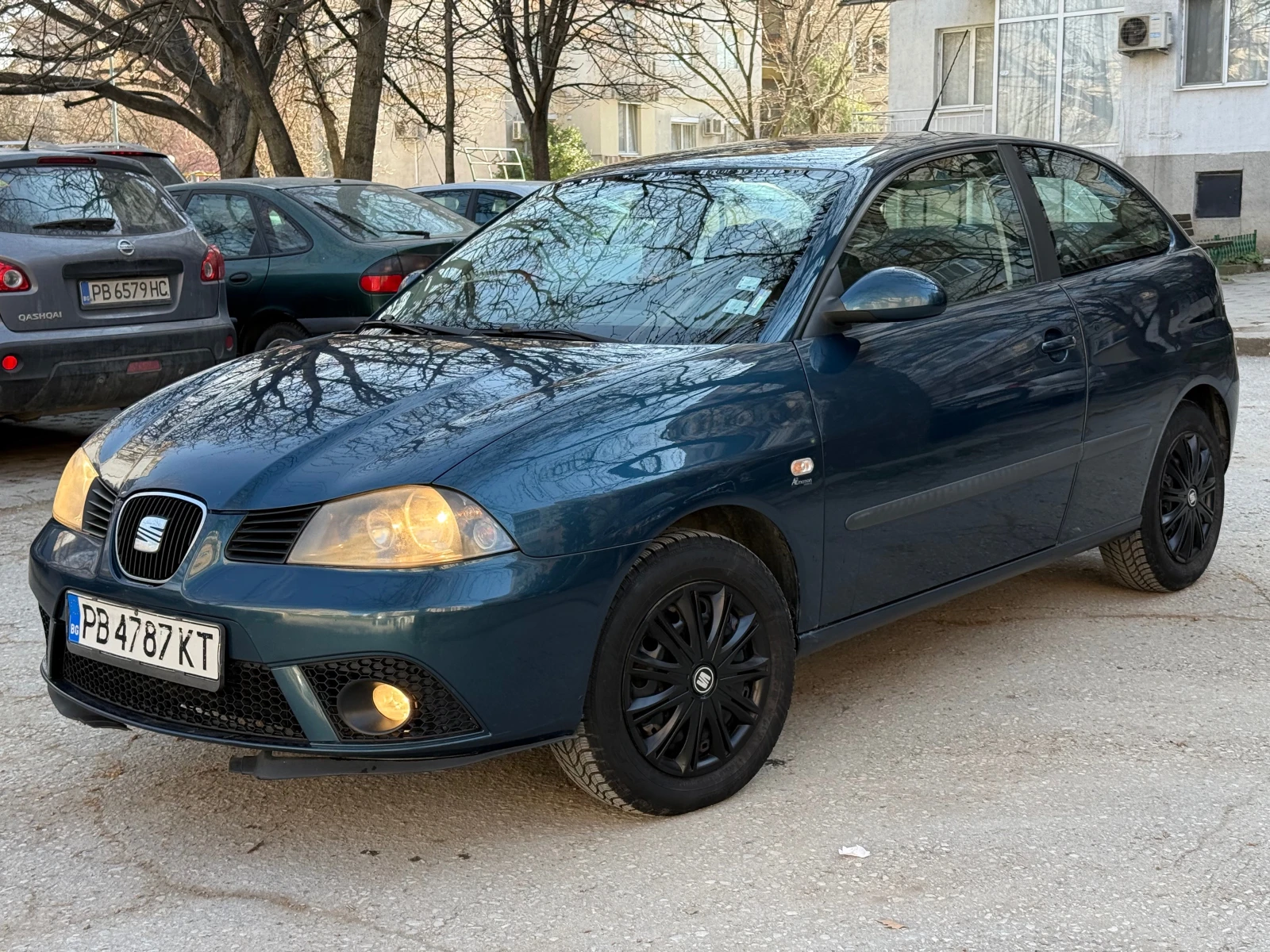 Seat Ibiza 1.4i 86к.с, снимка 2 - Автомобили и джипове - 53819866