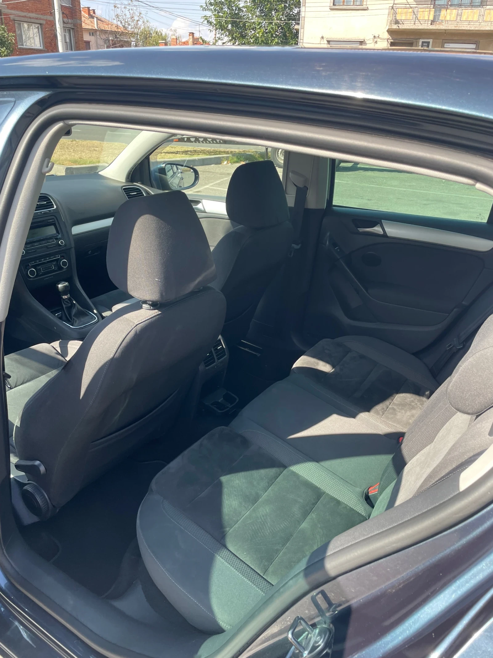 VW Golf, снимка 7 - Автомобили и джипове - 53848669