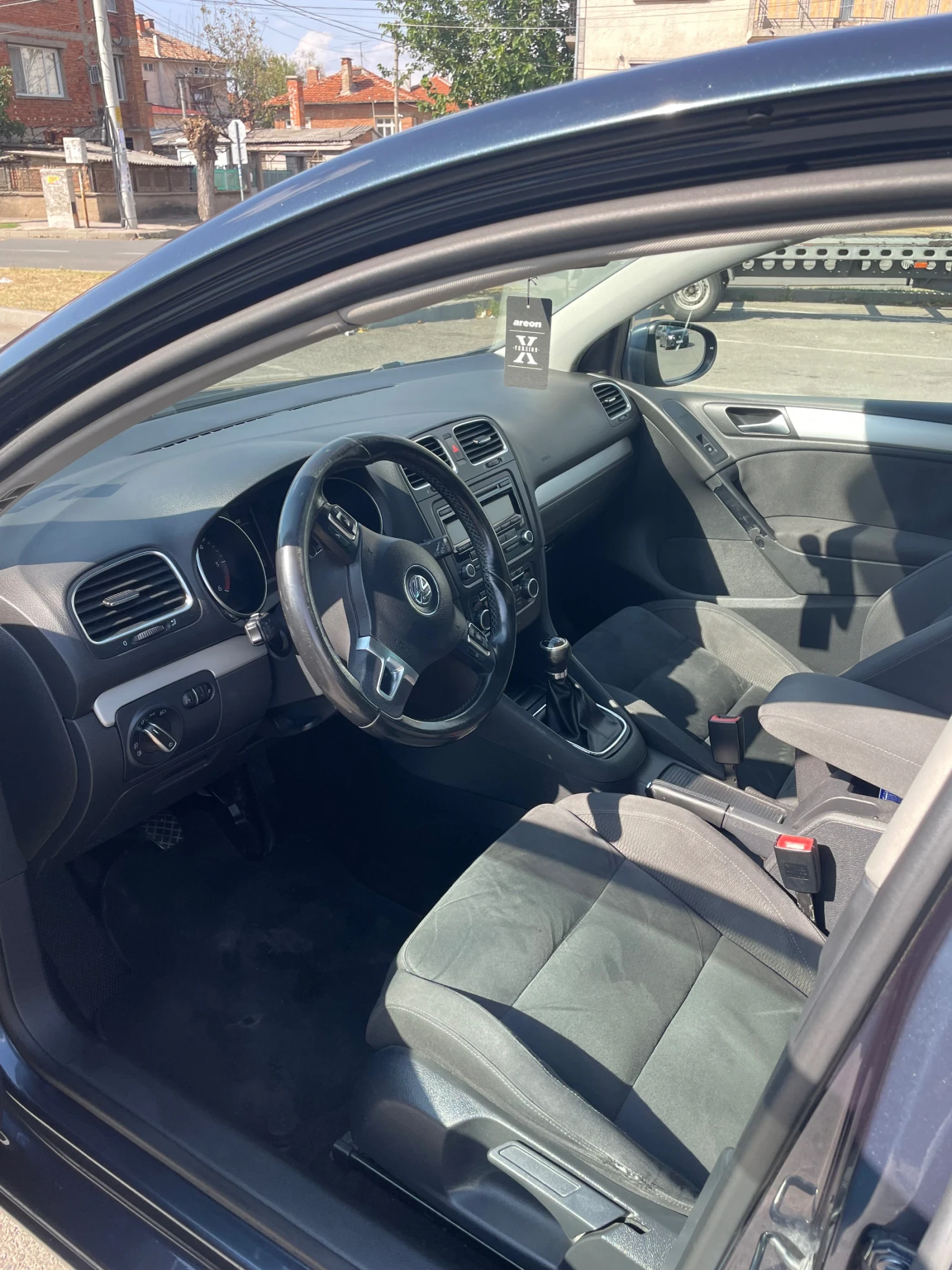 VW Golf, снимка 6 - Автомобили и джипове - 53848669