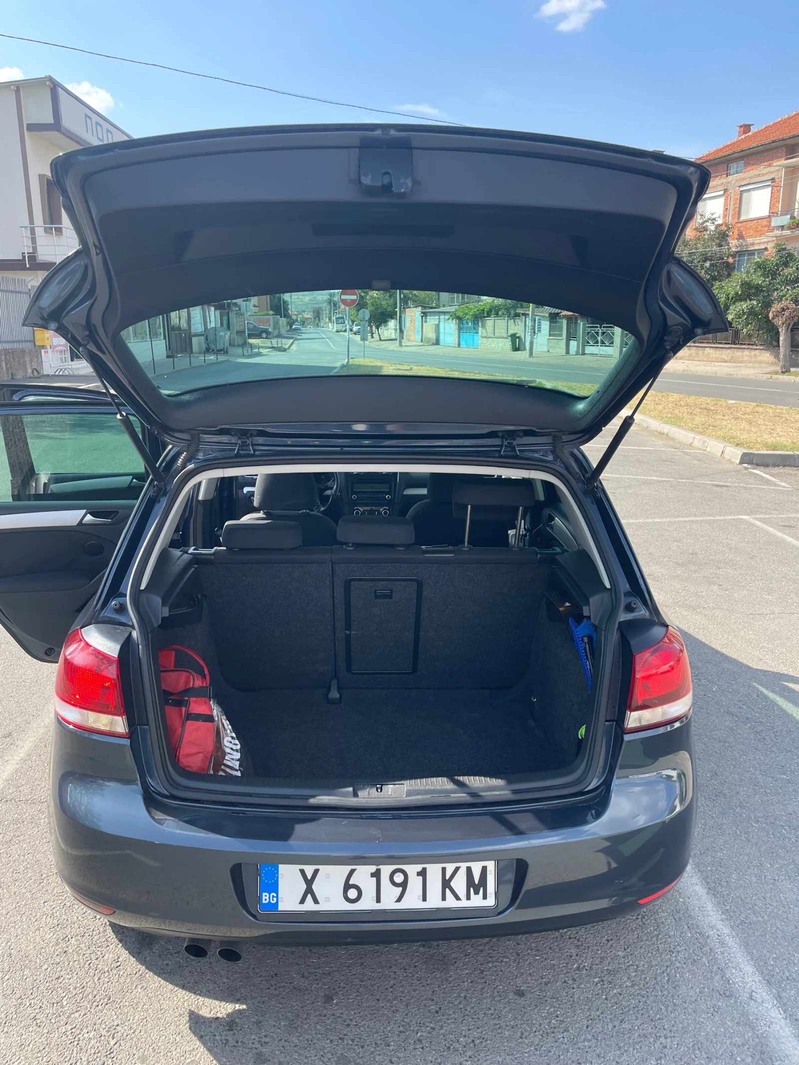 VW Golf, снимка 4 - Автомобили и джипове - 53848669