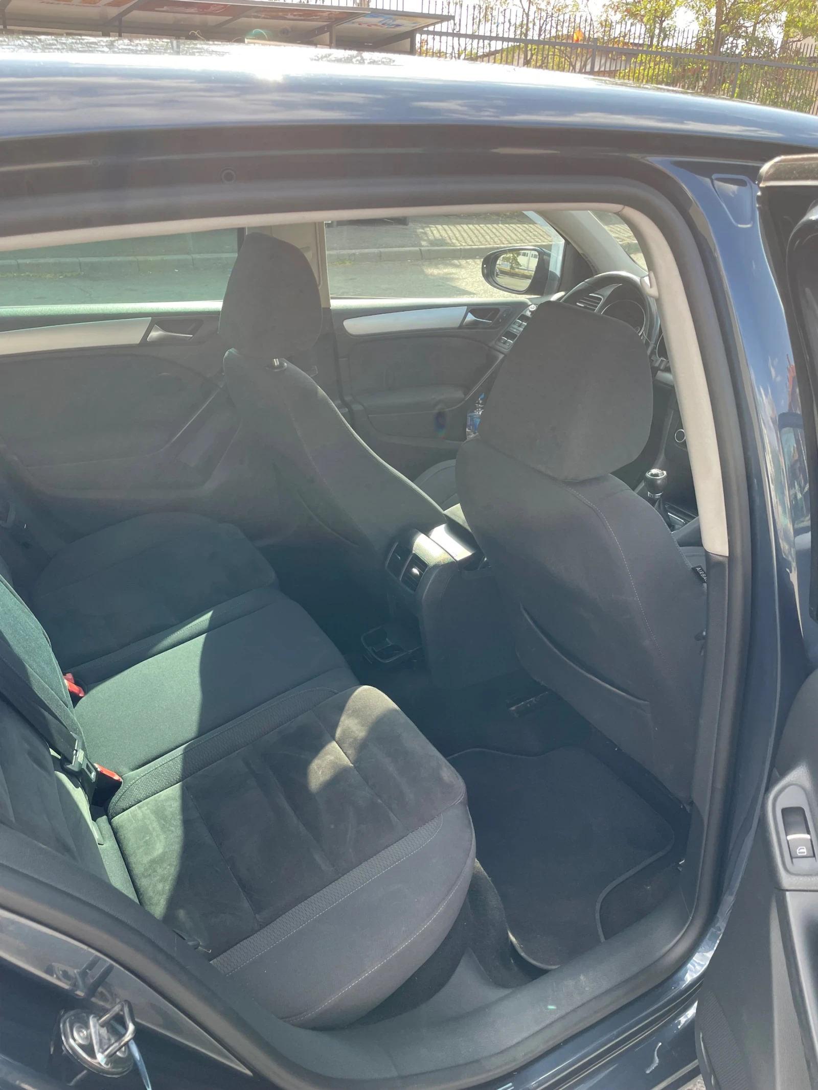 VW Golf, снимка 9 - Автомобили и джипове - 53848669