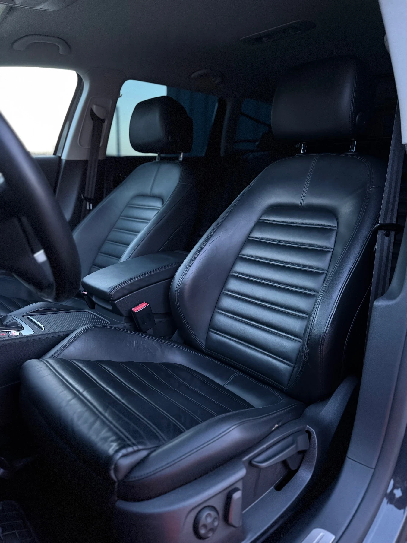 VW Passat HIGHLINE ПОДГРЕВ КАМЕРА КЕЙЛЕС ЛЕД, снимка 10 - Автомобили и джипове - 53863881