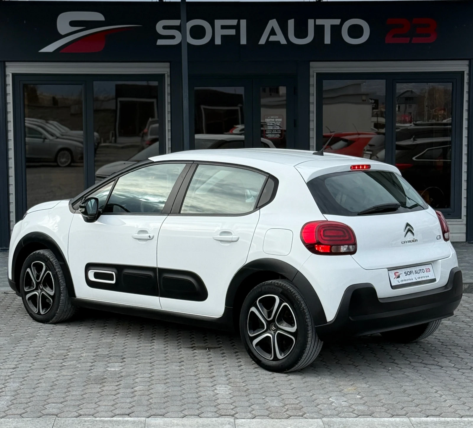 Citroen C3 Перфектен! Реални километри!, снимка 6 - Автомобили и джипове - 53916764