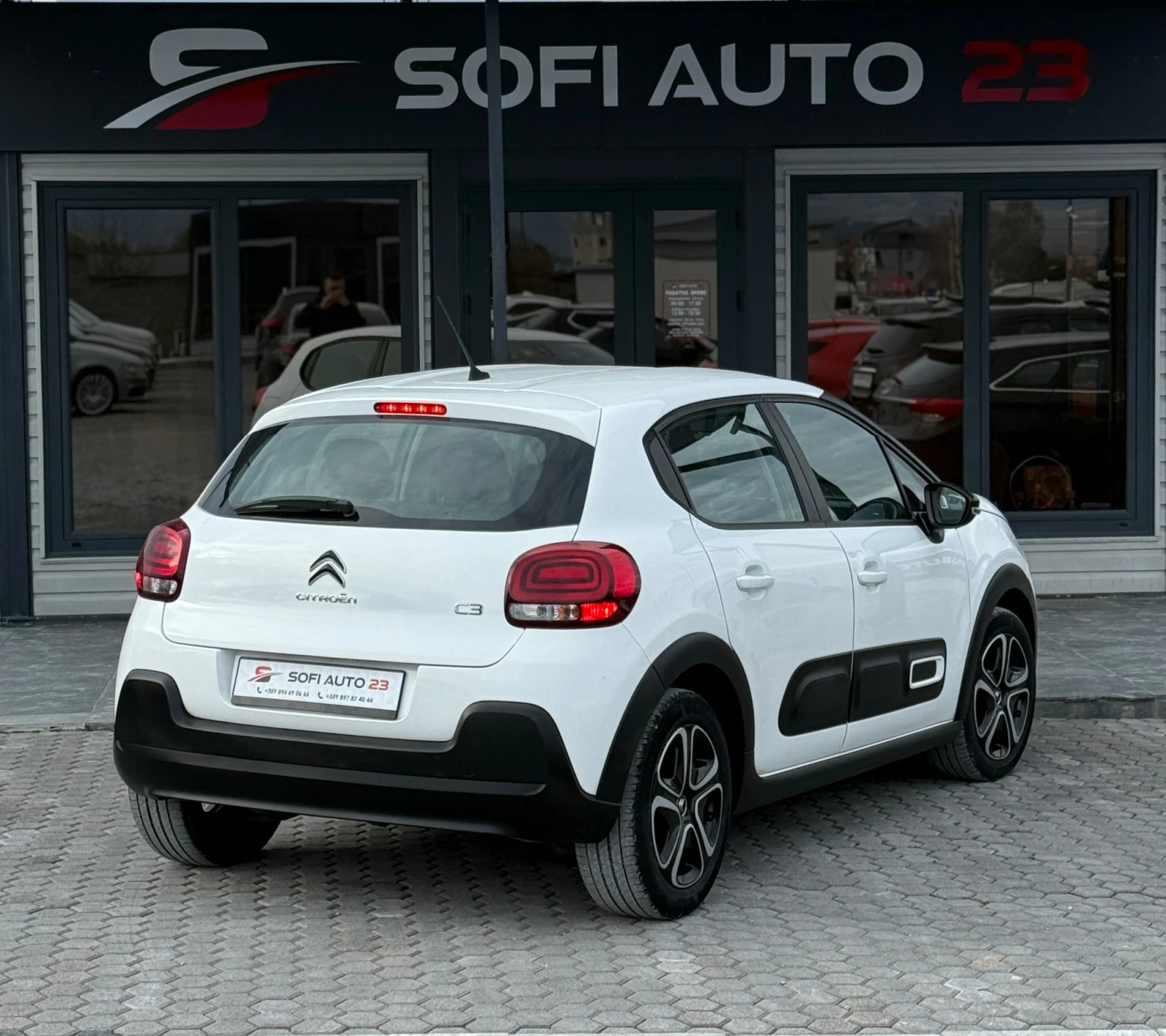 Citroen C3 Перфектен! Реални километри!, снимка 5 - Автомобили и джипове - 53916764