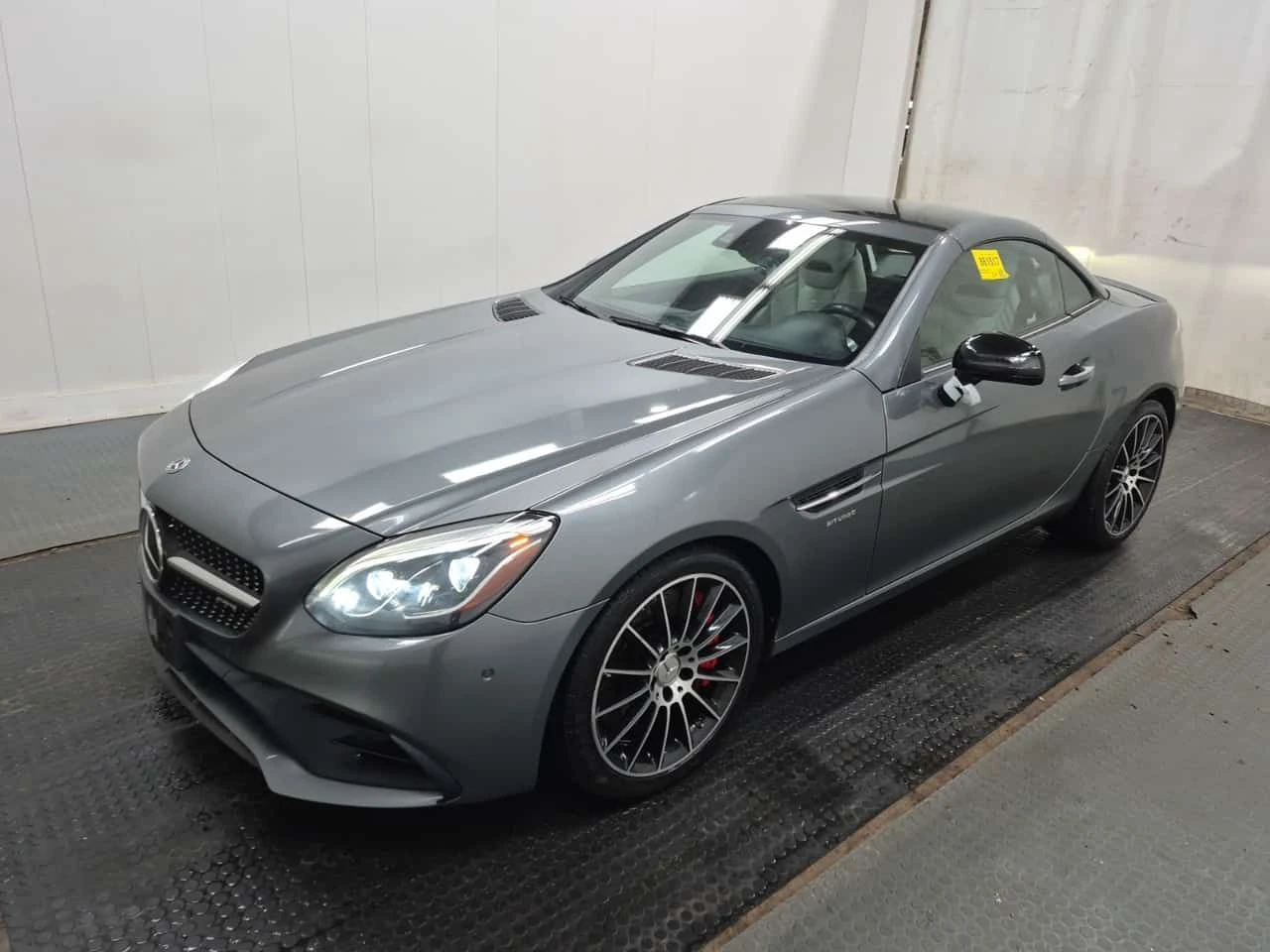 Mercedes-Benz SLC AMG 43/CARFAX/2 Ключа/Подгрев/Памет/ | Auto.bg — изображение 1
