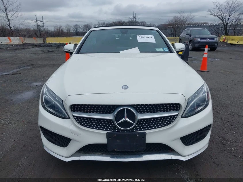 Mercedes-Benz C 300 2.0l 4Matic, снимка 12 - Автомобили и джипове - 54097825