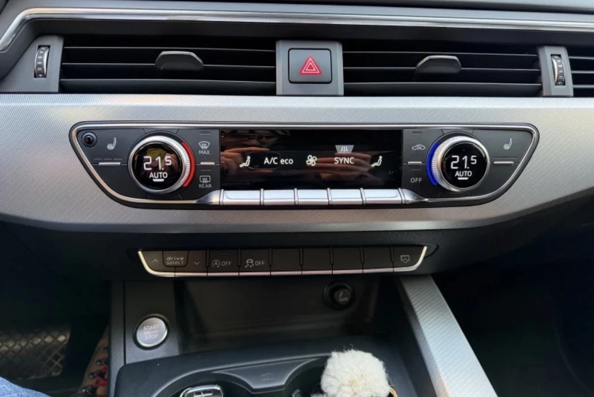 Audi A4 2.0TDI * QUATTRO * ДИГИТАЛНО ТАБЛО * CARPLAY * , снимка 9 - Автомобили и джипове - 54654506