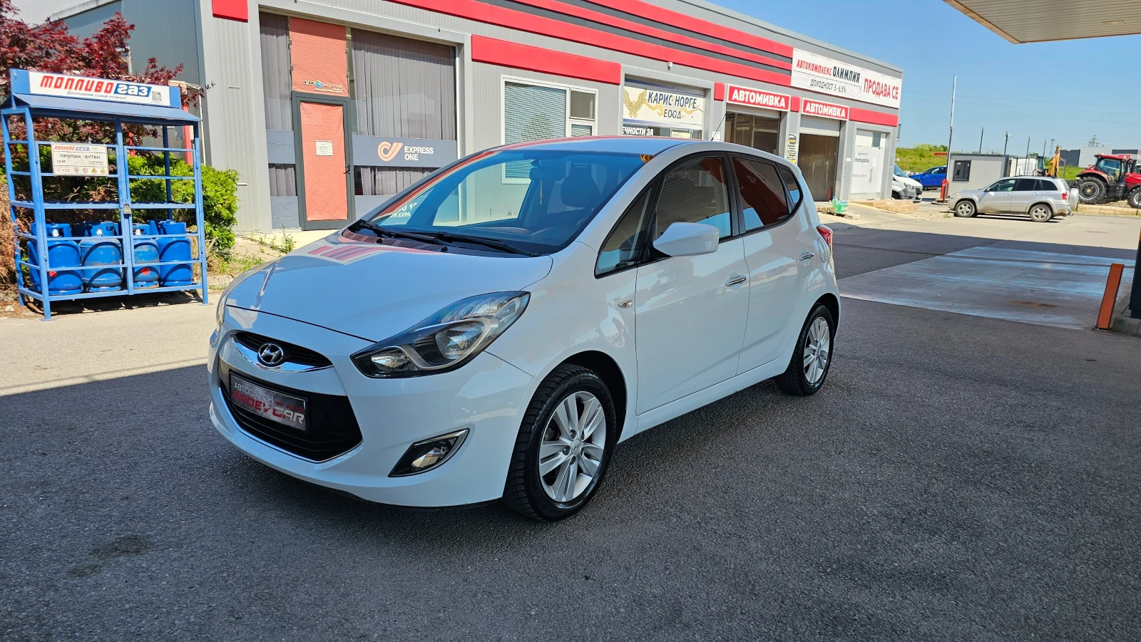 Hyundai Ix20 1.4Benzin  Сервизна Книжка