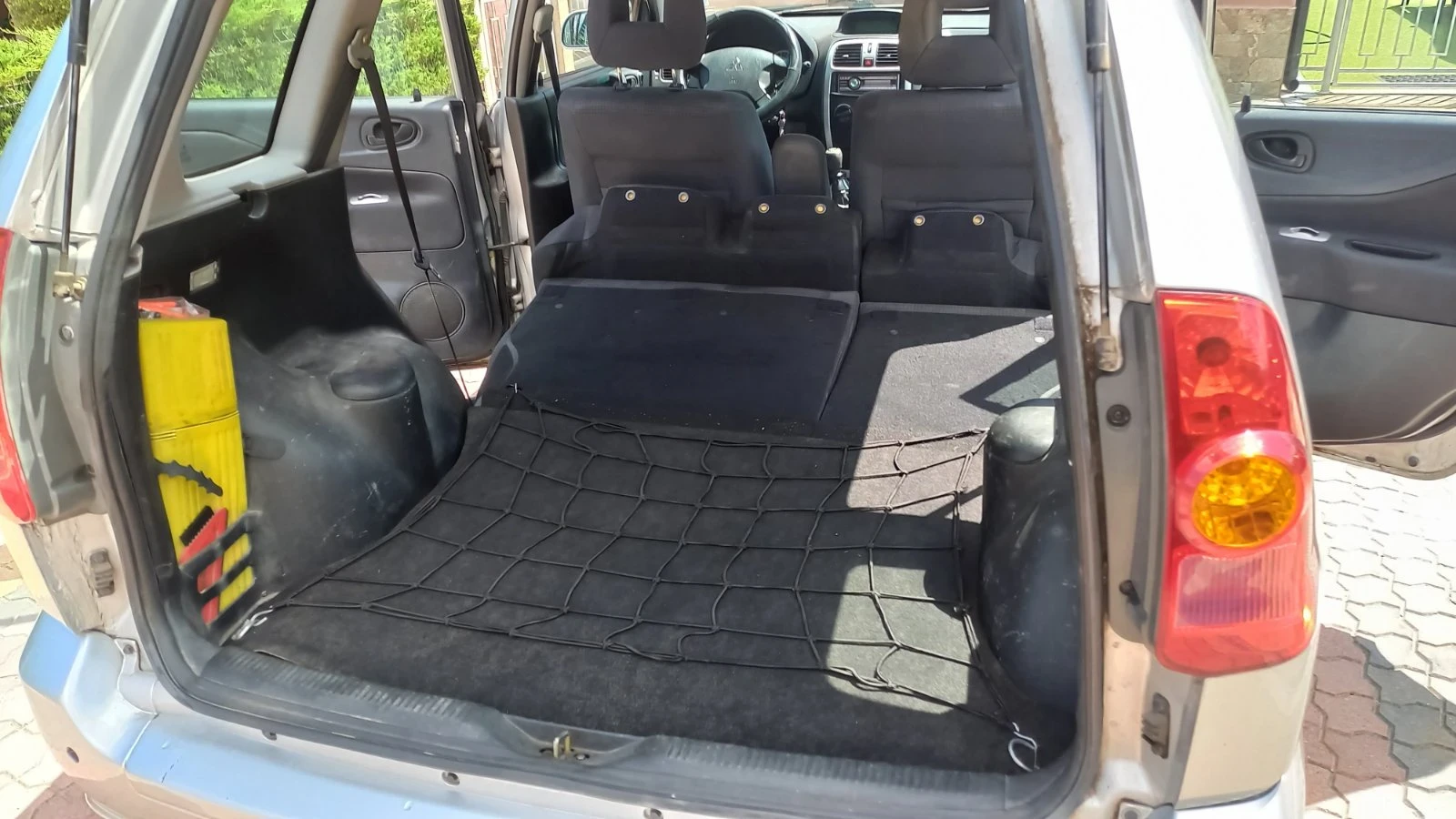 Mitsubishi Space star, снимка 9 - Автомобили и джипове - 54976783