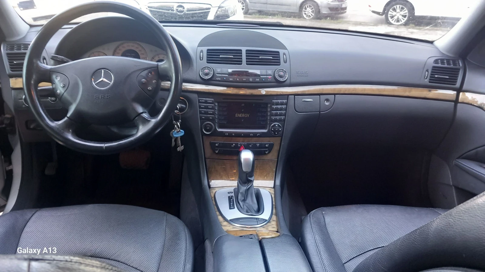 Mercedes-Benz E 350 3.5, снимка 5 - Автомобили и джипове - 55033943