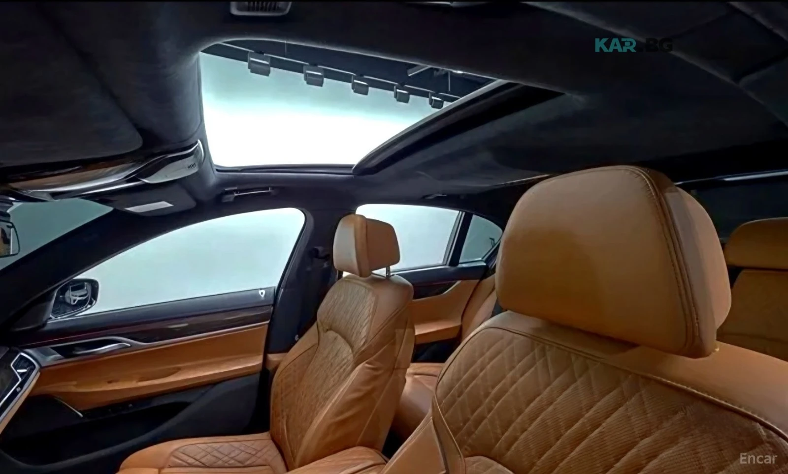 BMW 730 * MAX* PANO* 360* Ambient Light* Head-up* , снимка 16 - Автомобили и джипове - 55063105