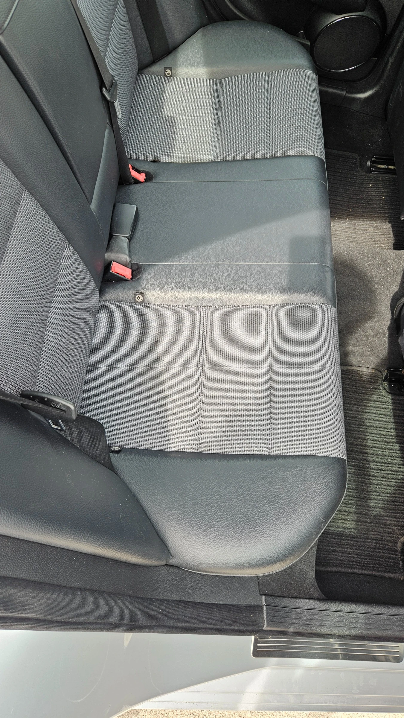 Mercedes-Benz C 320, снимка 11 - Автомобили и джипове - 55119840