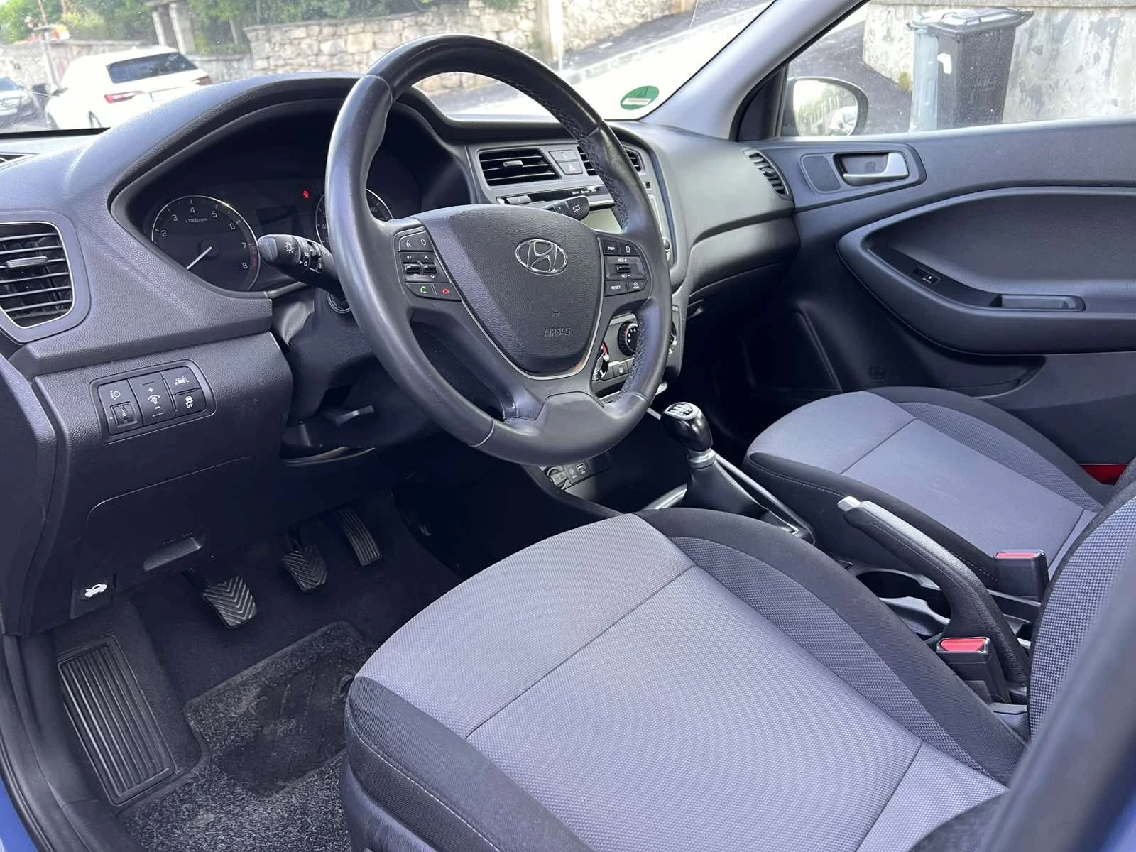 Hyundai I20 102k km, снимка 7 - Автомобили и джипове - 55125334