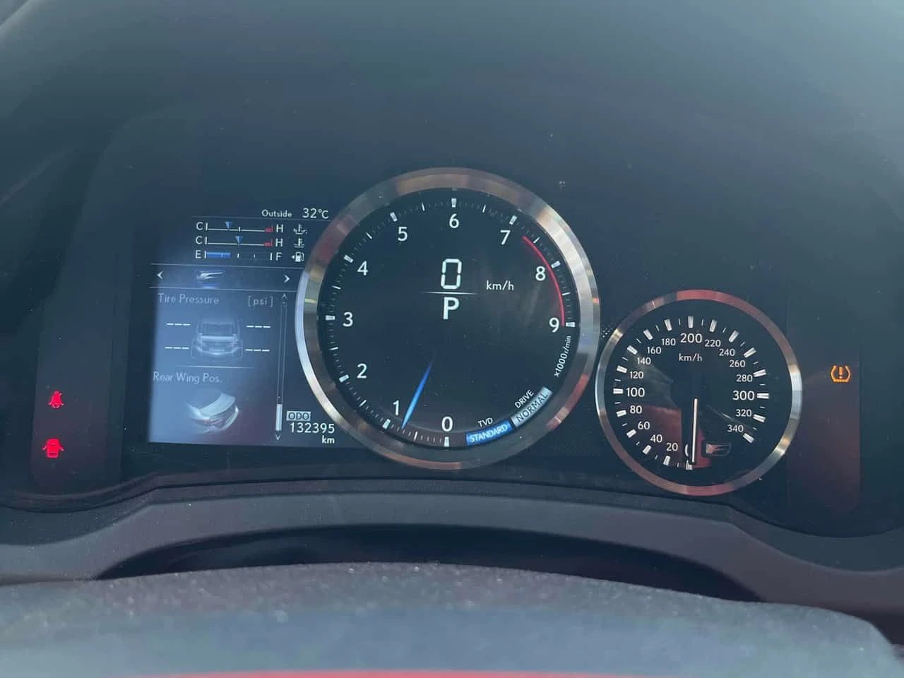 Lexus RC F * 2dr Cpe / CARBON / ЛИЗИНГ / , снимка 8 - Автомобили и джипове - 55410469
