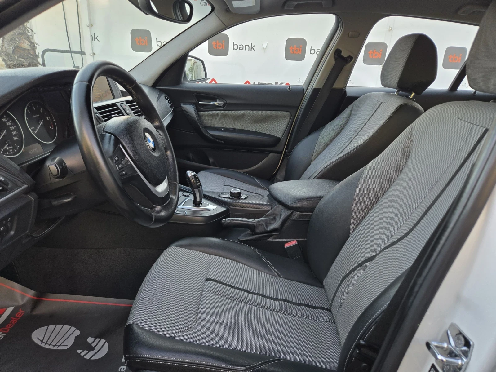 BMW 116 2.0D-116кс= АВТОМАТ= URBAN= АВТОПИЛОТ, снимка 7 - Автомобили и джипове - 55694885
