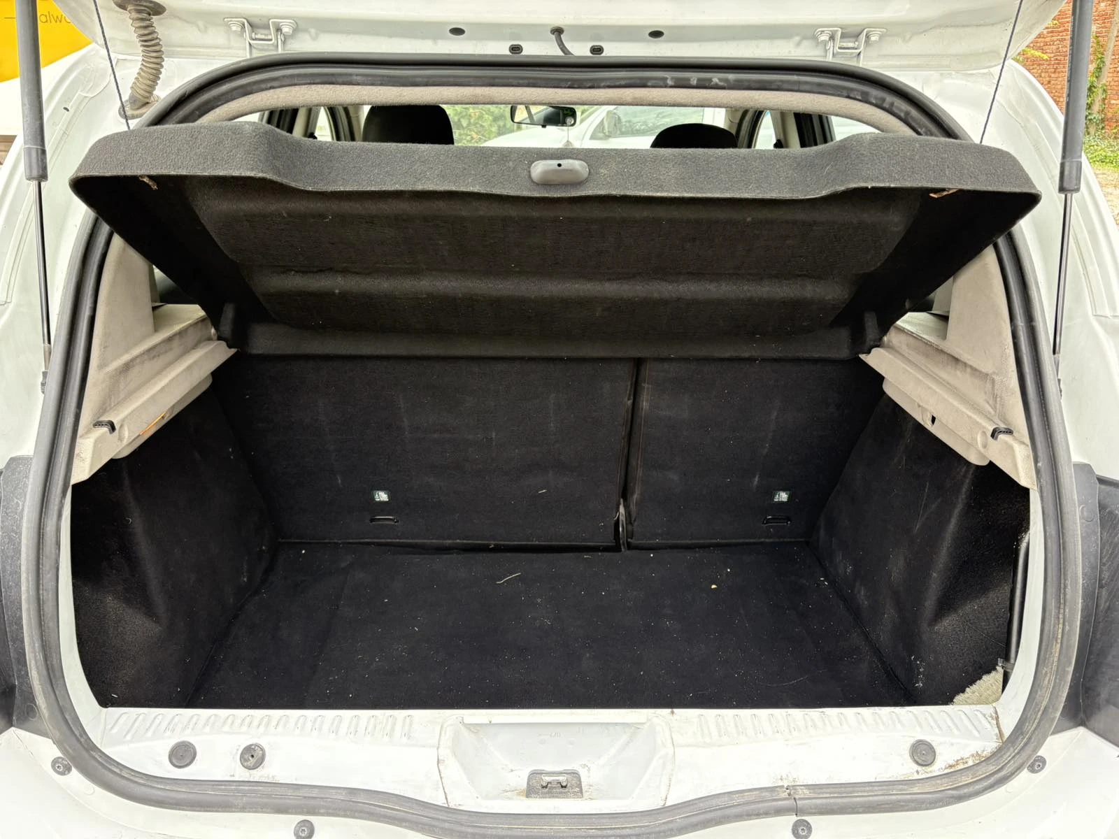 Dacia Sandero, снимка 6 - Автомобили и джипове - 56221389