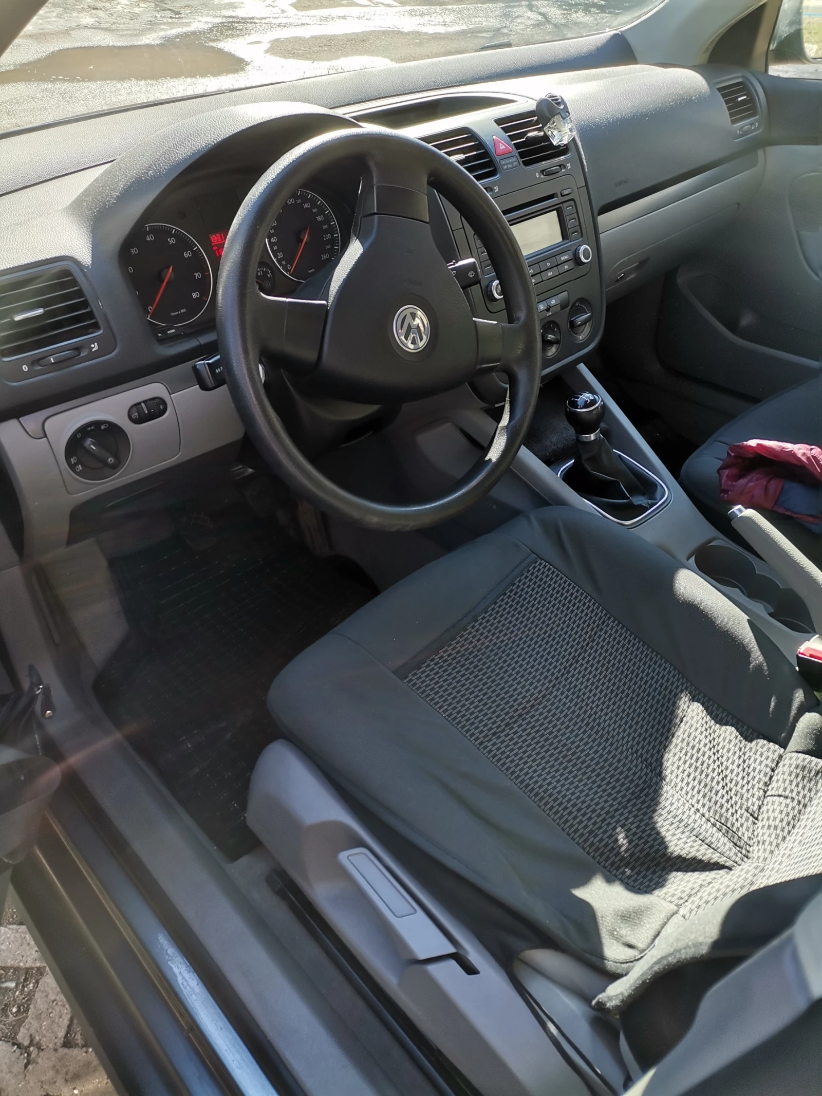 VW Jetta, снимка 8 - Автомобили и джипове - 56480797