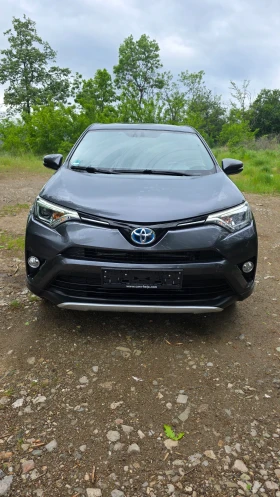 ����� �� �������� �� Toyota Rav4 2.5 Hybrid 4x4 E6