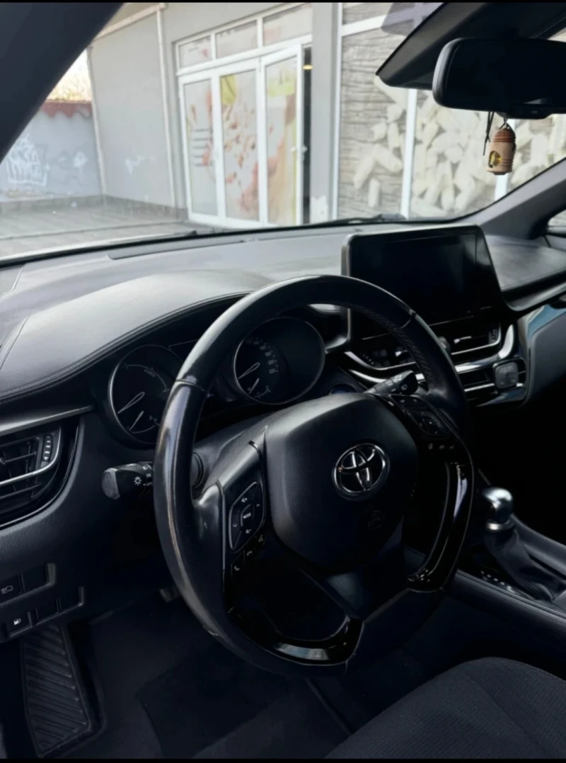 Toyota C-HR 1.8, снимка 9 - Автомобили и джипове - 49252211