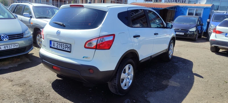 Nissan Qashqai 1.5DCI-110к.с. 2011г, снимка 4 - Автомобили и джипове - 50130216