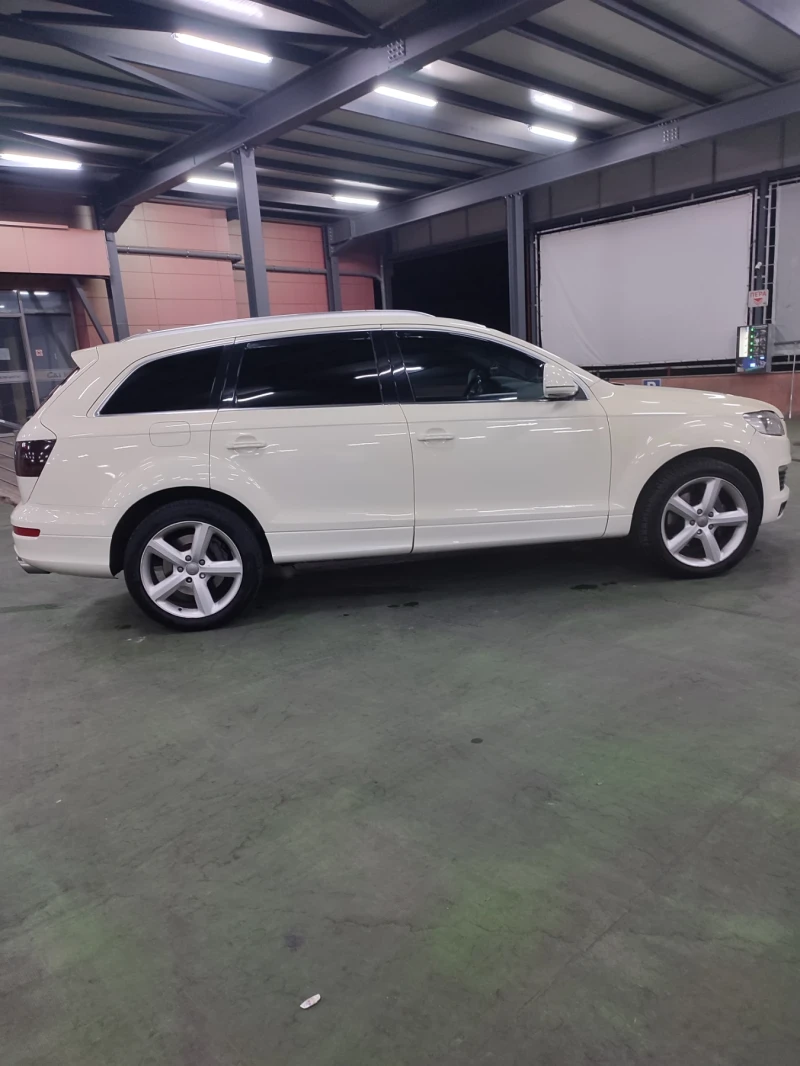 Audi Q7 S-LINE, снимка 4 - Автомобили и джипове - 52203632