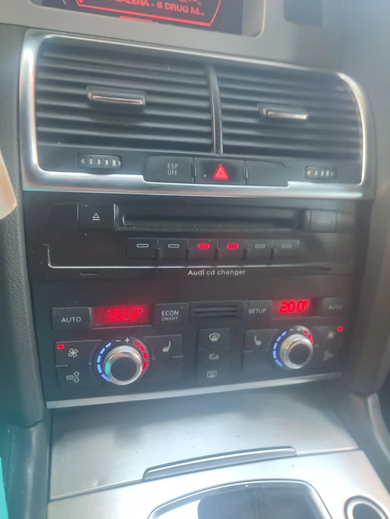 Audi Q7 S-LINE, снимка 10 - Автомобили и джипове - 52203632