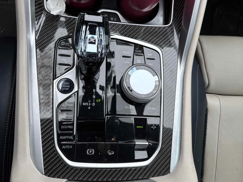 BMW X6 2021 xDrive40i * CARFAX * БЕЗ ПЪРВОНАЧАЛНА ВНОСКА, снимка 10 - Автомобили и джипове - 53026754