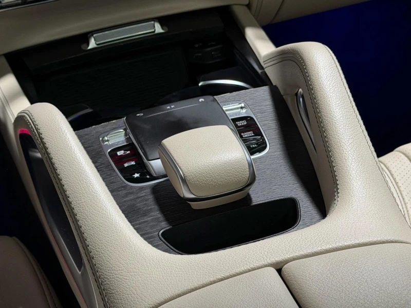 Mercedes-Benz GLE 450 AMG| NAVI| BACKUP| SUNROOF, снимка 12 - Автомобили и джипове - 53202745