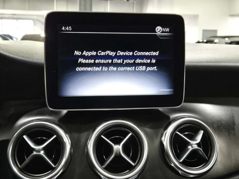 Mercedes-Benz GLA * GLA250 4M * CARFAX * ЦЕНА ДО БГ, снимка 12 - Автомобили и джипове - 53224413