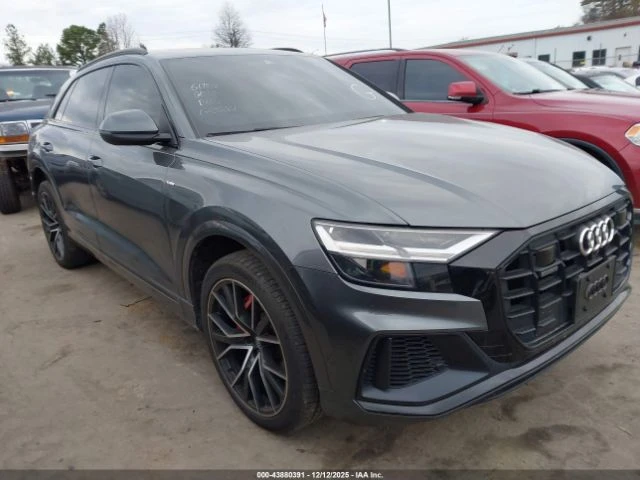 Audi Q8 * 55TFSI* QUATTRO* PREMIUM* ПОДГРЕВ* ОБДУХВАНЕ* ПА