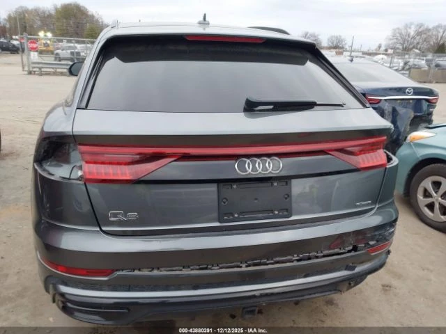 Audi Q8 * 55TFSI* QUATTRO* PREMIUM* ПОДГРЕВ* ОБДУХВАНЕ* ПА, снимка 16 - Автомобили и джипове - 54460455