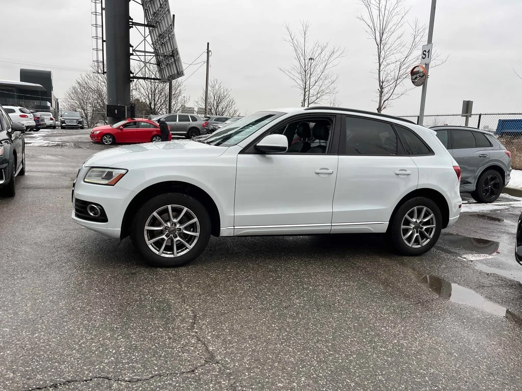 Audi Q5 * 2.0L Komfort * CARFAX * ЦЕНА ДО БГ - изображение 2