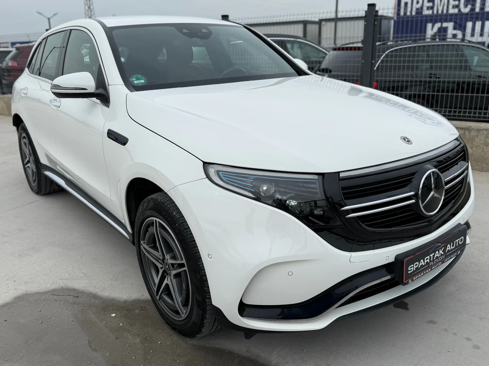 Mercedes-Benz EQC 400* AMG* 2022г* 4M* 90.000KM* НОВА* 550КМ-Пробег - изображение 3