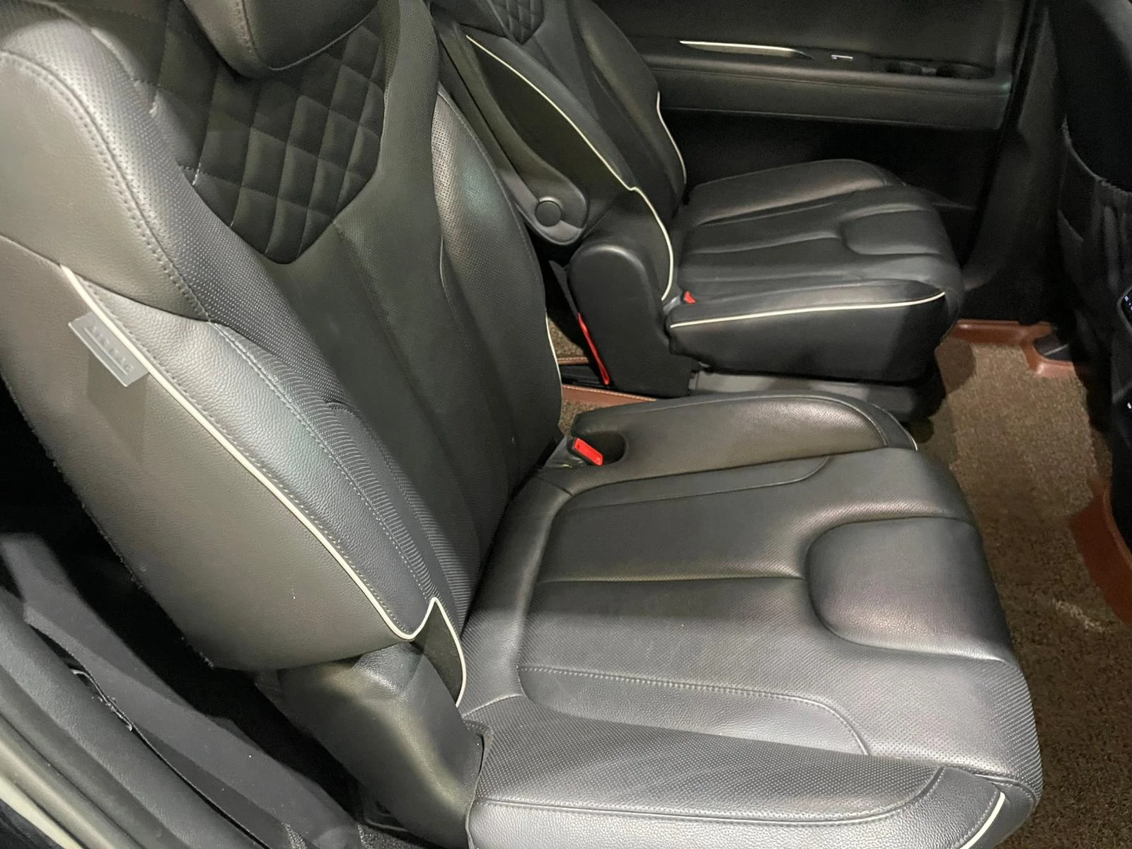 Hyundai Palisade 2.2 CRDi ! 4WD (HTRAC) ! Prestige !, снимка 12 - Автомобили и джипове - 54136279