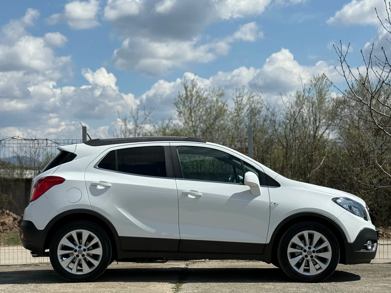 Opel Mokka 1.7CDTI Автомат Кожа Navi Камера, снимка 8 - Автомобили и джипове - 54160587