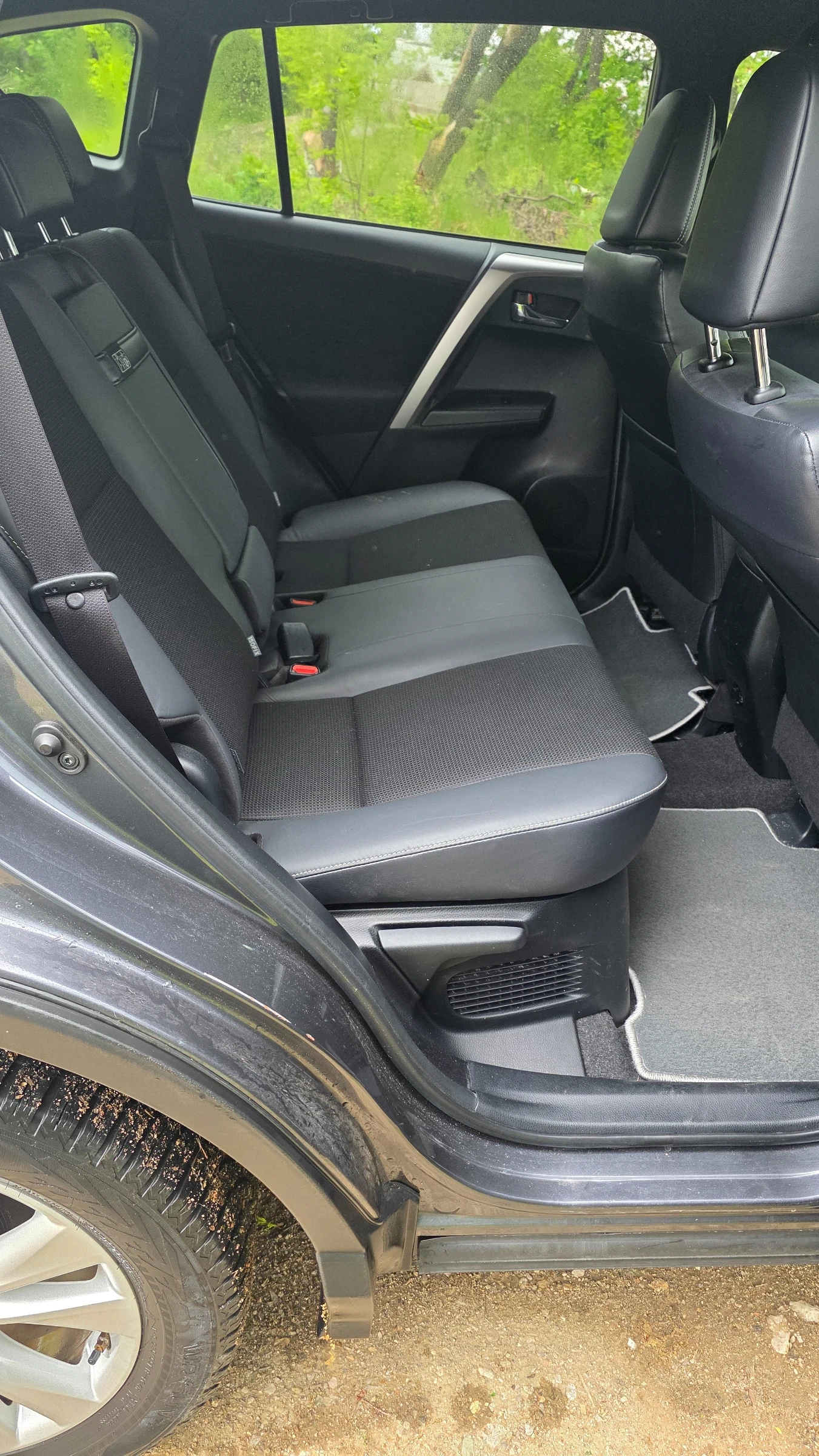 Toyota Rav4 2.5 Hybrid 4x4 E6, снимка 7 - Автомобили и джипове - 54544466