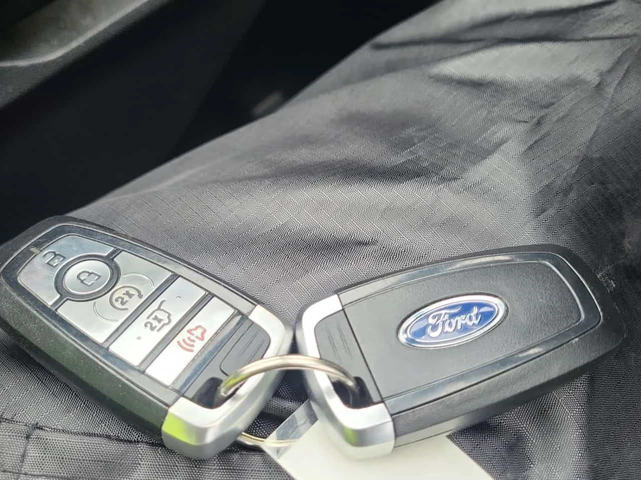 Ford Explorer * PLATINUM * CARFAX * Без инциденти * 55k km! * , снимка 11 - Автомобили и джипове - 54547422