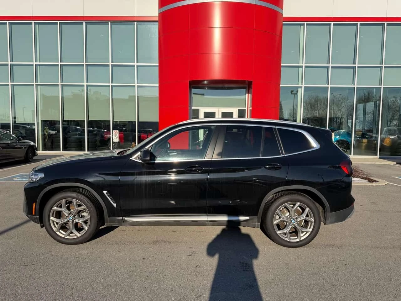 BMW X3 xDrive30i /ПОДГРЕВИ/ПАНО/АВТОКРЕДИТ, снимка 2 - Автомобили и джипове - 54687444