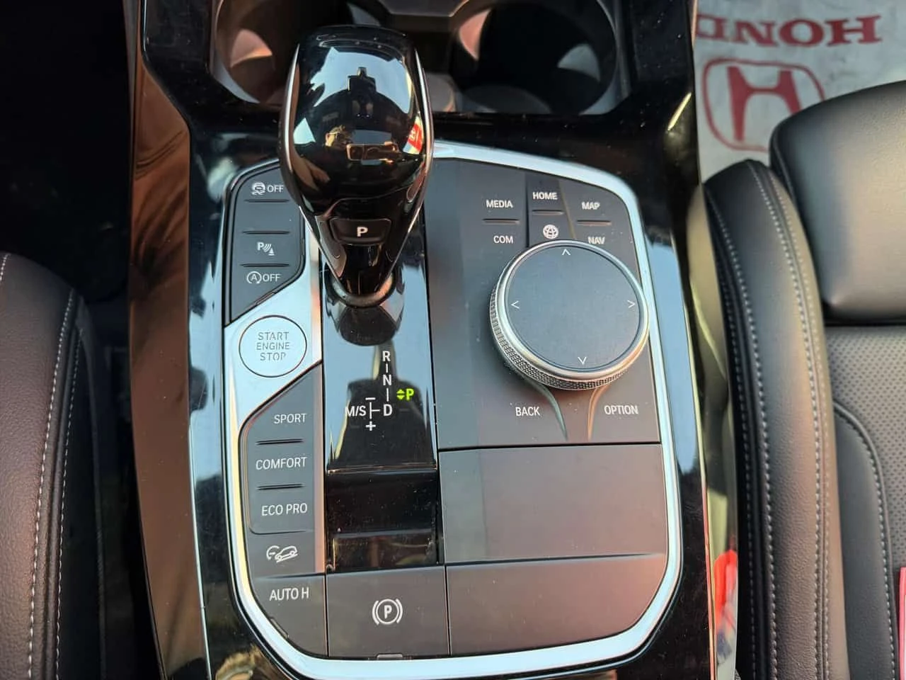 BMW X3 xDrive30i /ПОДГРЕВИ/ПАНО/АВТОКРЕДИТ, снимка 14 - Автомобили и джипове - 54687444