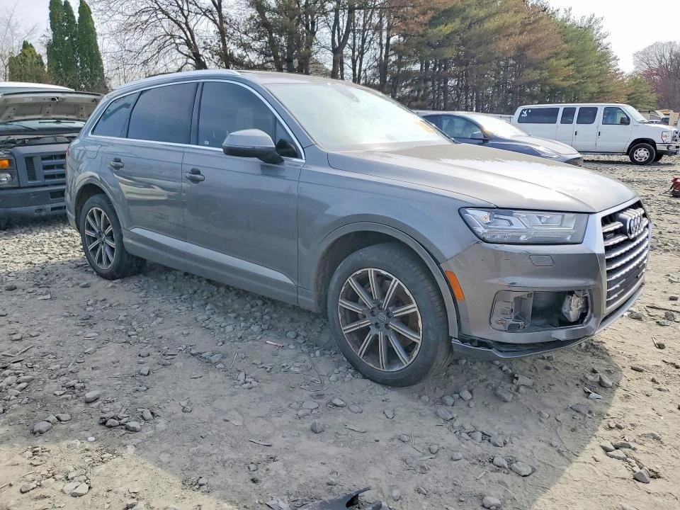 Audi Q7, снимка 4 - Автомобили и джипове - 54695467