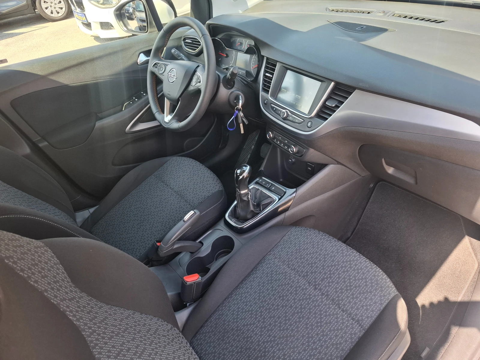 Opel Crossland X 1.6 ECOTEC, снимка 11 - Автомобили и джипове - 55845907