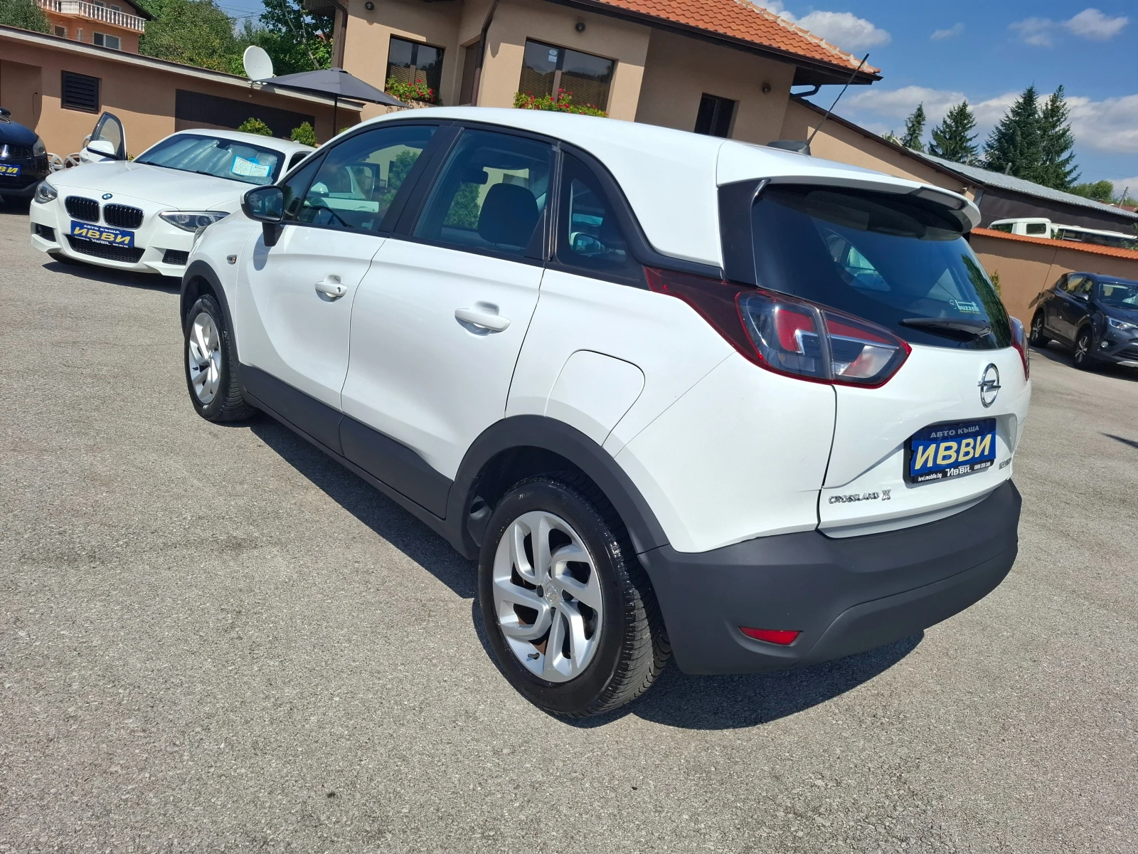 Opel Crossland X 1.6 ECOTEC, снимка 15 - Автомобили и джипове - 55845907