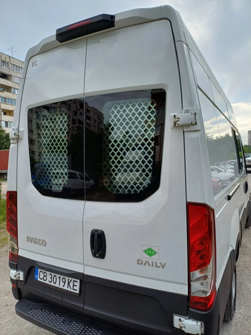 Iveco Daily, снимка 2 - Бусове и автобуси - 47174397