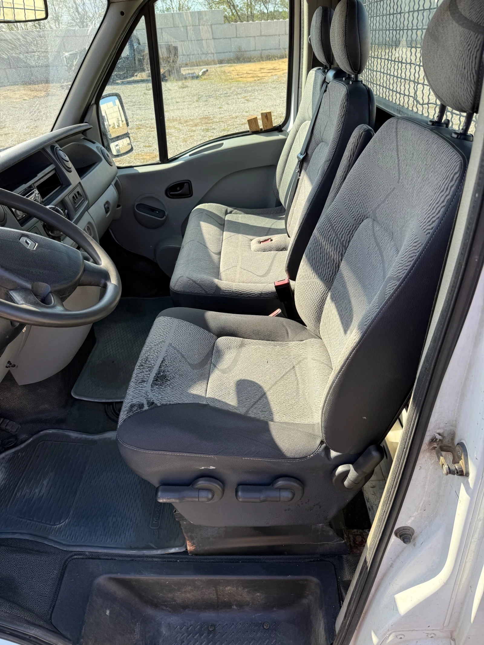 Renault Master 2.5DCI 120 - изображение 7