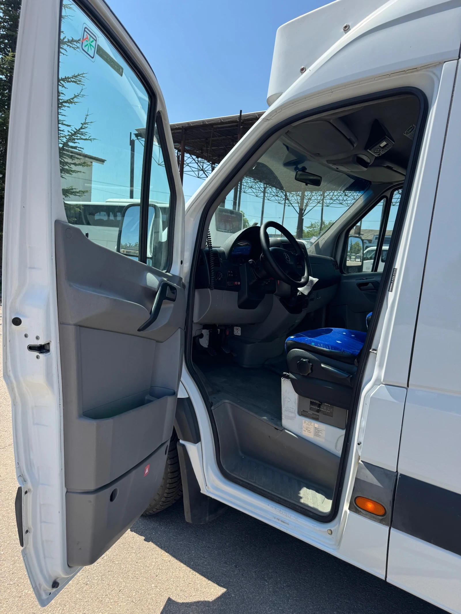 Mercedes-Benz Sprinter 511 CDI авт.врата удължен!!! - изображение 5