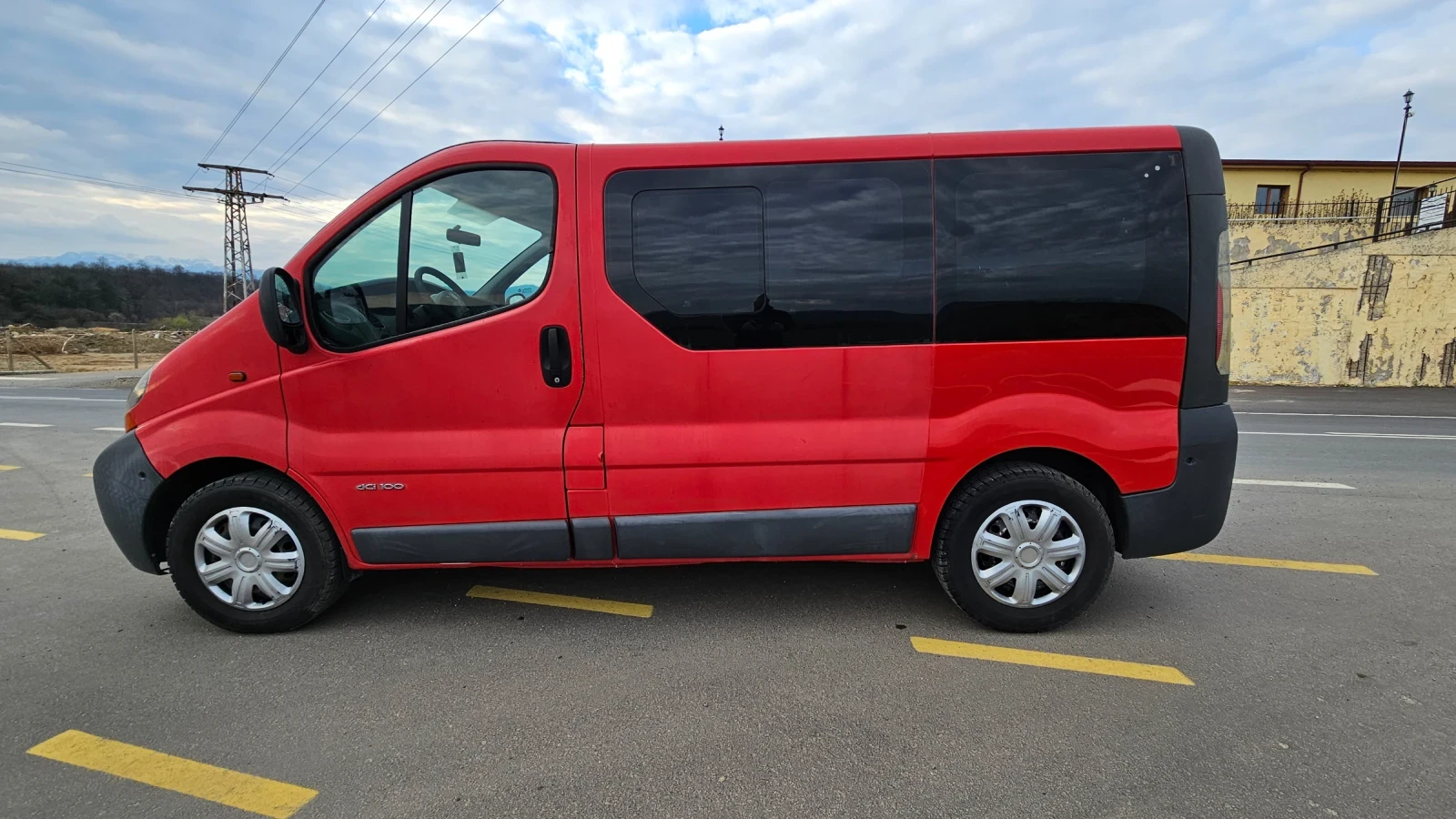 Renault Trafic 1.9DCI 8+ 1 Клима, снимка 4 - Бусове и автобуси - 53997104