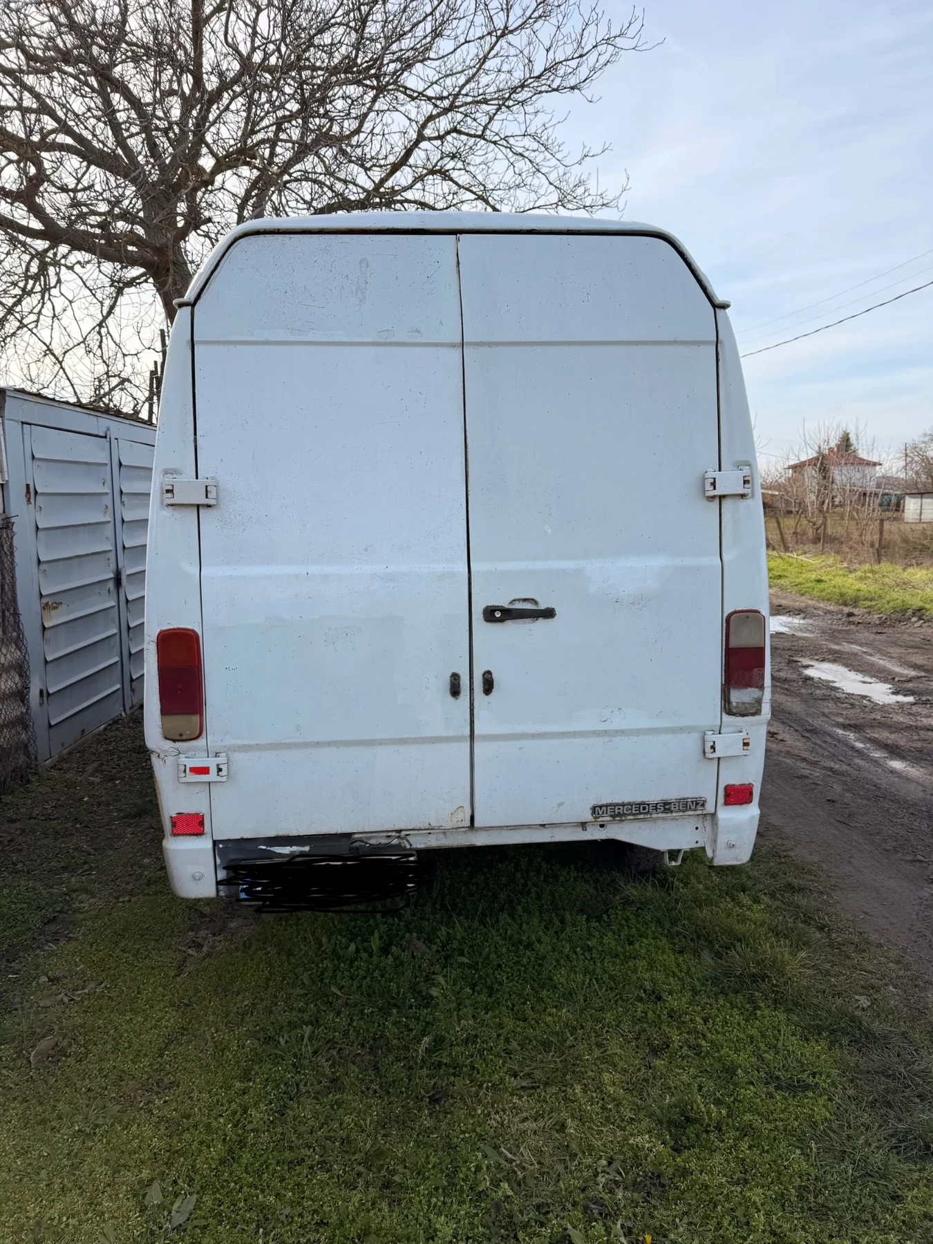 Mercedes-Benz 208 D, снимка 2 - Бусове и автобуси - 54024292