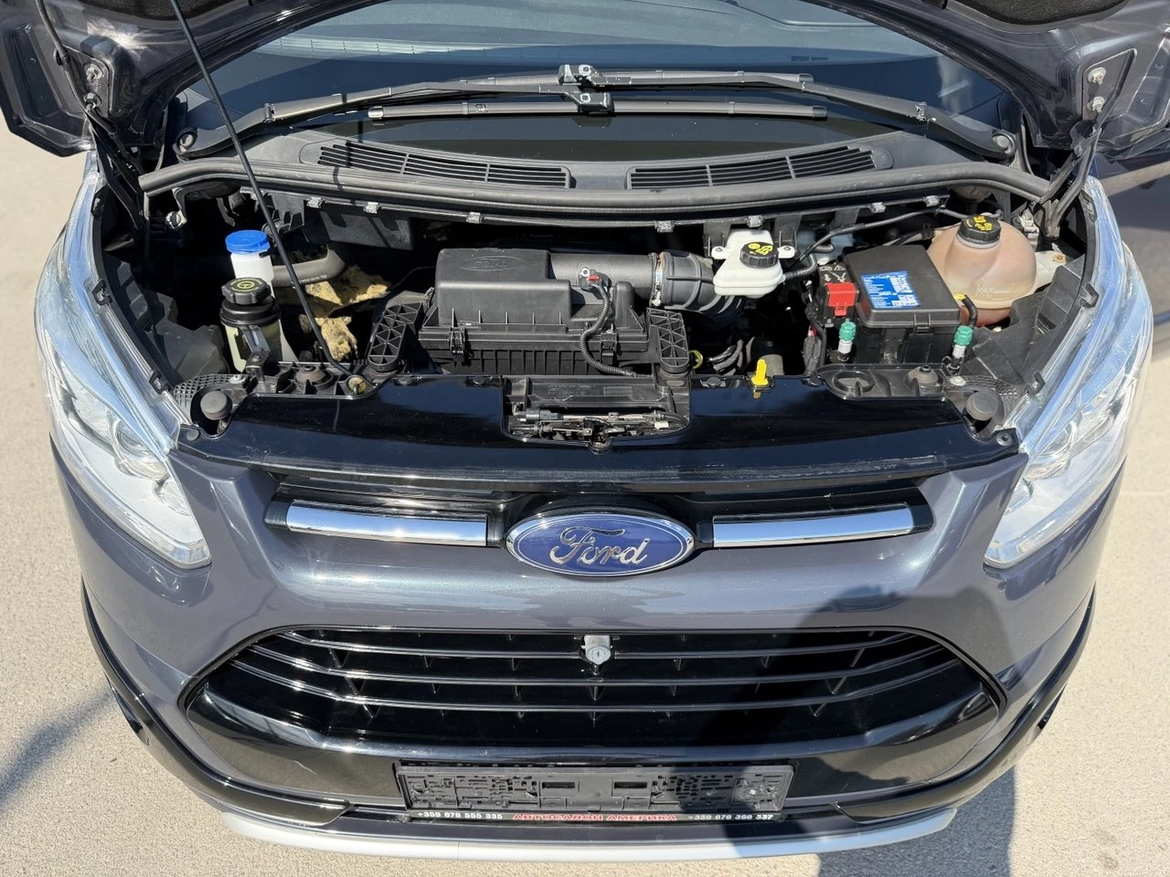 Ford Tourneo 2.2CDTi FULL 9МЕСТА, снимка 15 - Бусове и автобуси - 54431021