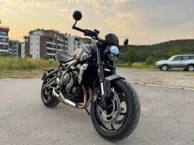 Обява за продажба на Triumph Trident в гаранция, quick shifter ~13 000 лв. - изображение 1